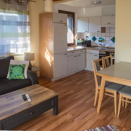 Moderne In Poels Mit Grosser Terrasse * Pols